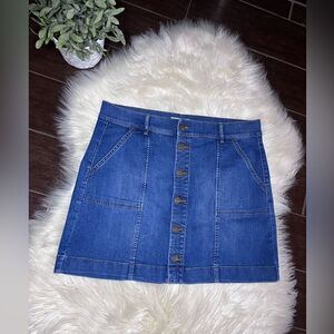 Ann Taylor The Loft button down denim skirt sz 14